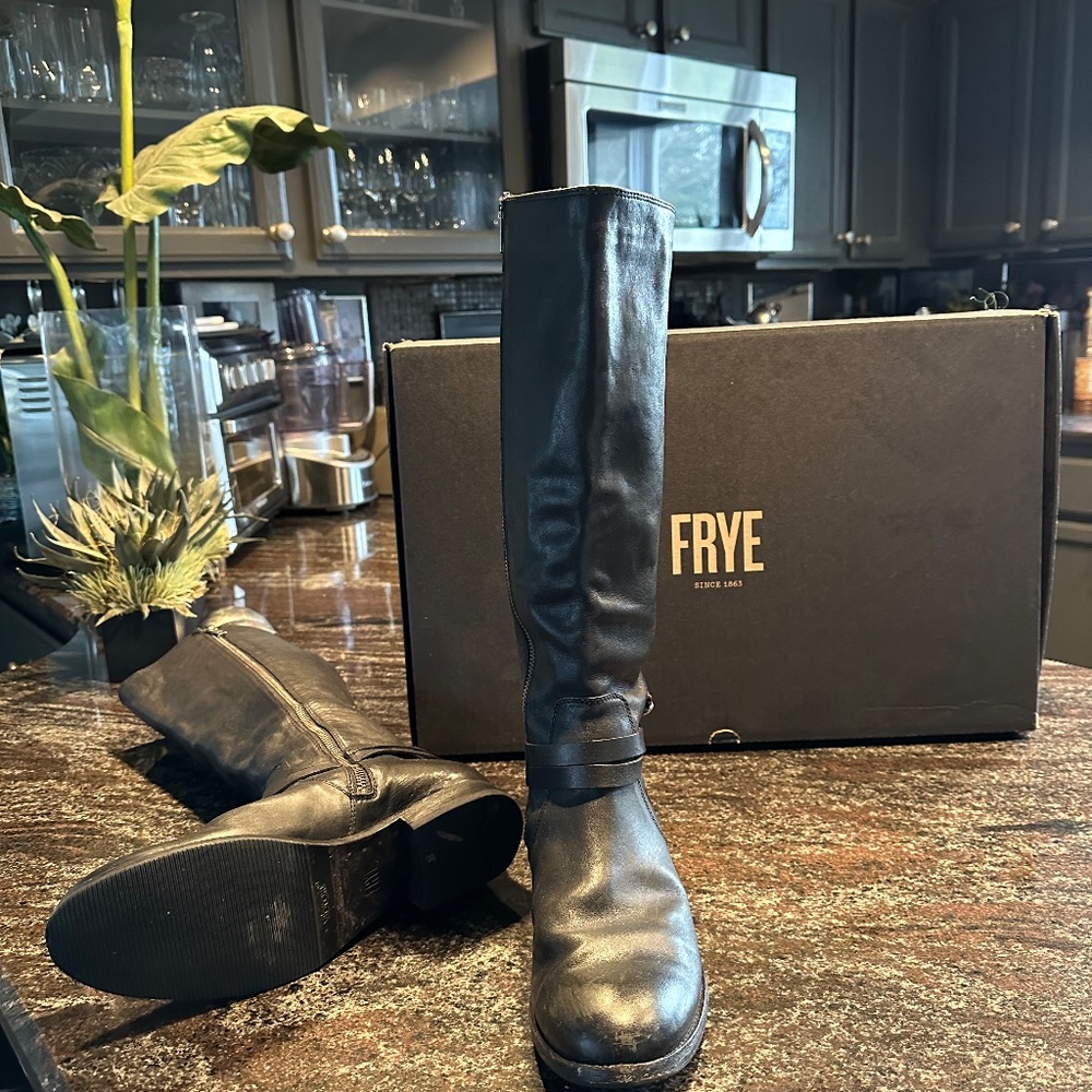 Frye Melissa Belted Tall Black Leather Boots, size 10